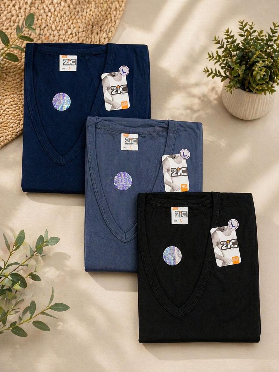 2iC V-Neck Short Sleeve Undershirts